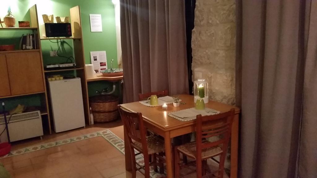 La Casa Del Pittore Di Petralia 페트랄리아 소프라나 외부 사진