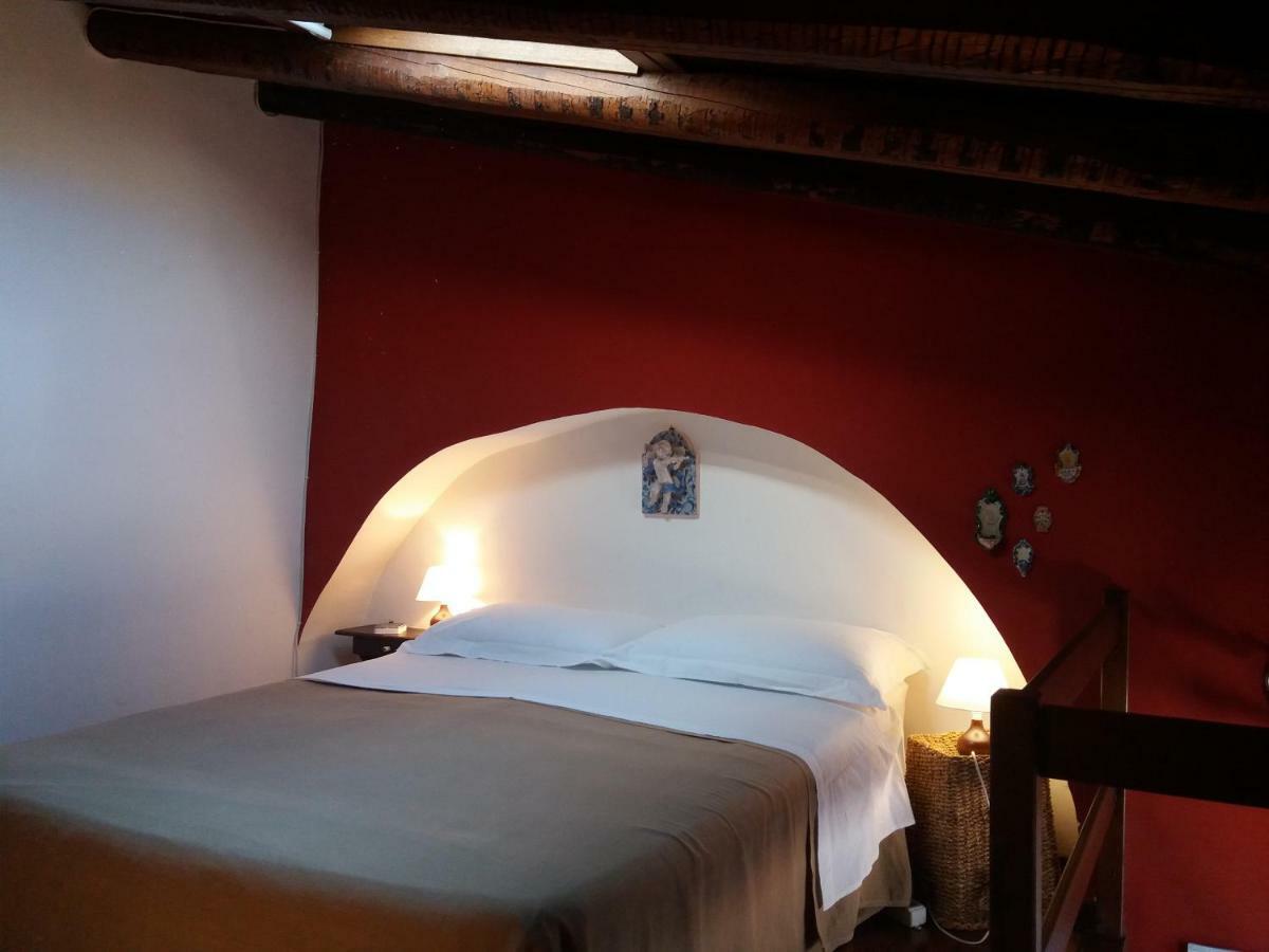 La Casa Del Pittore Di Petralia 페트랄리아 소프라나 외부 사진