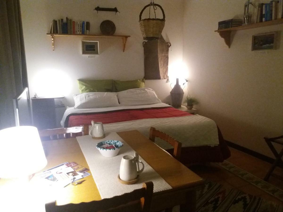 La Casa Del Pittore Di Petralia 페트랄리아 소프라나 외부 사진